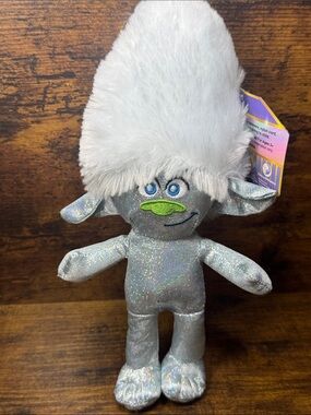 DreamWorks Trolls World Tour Guy Diamond Stuffed Plush Toy - Blue and Silver NWT